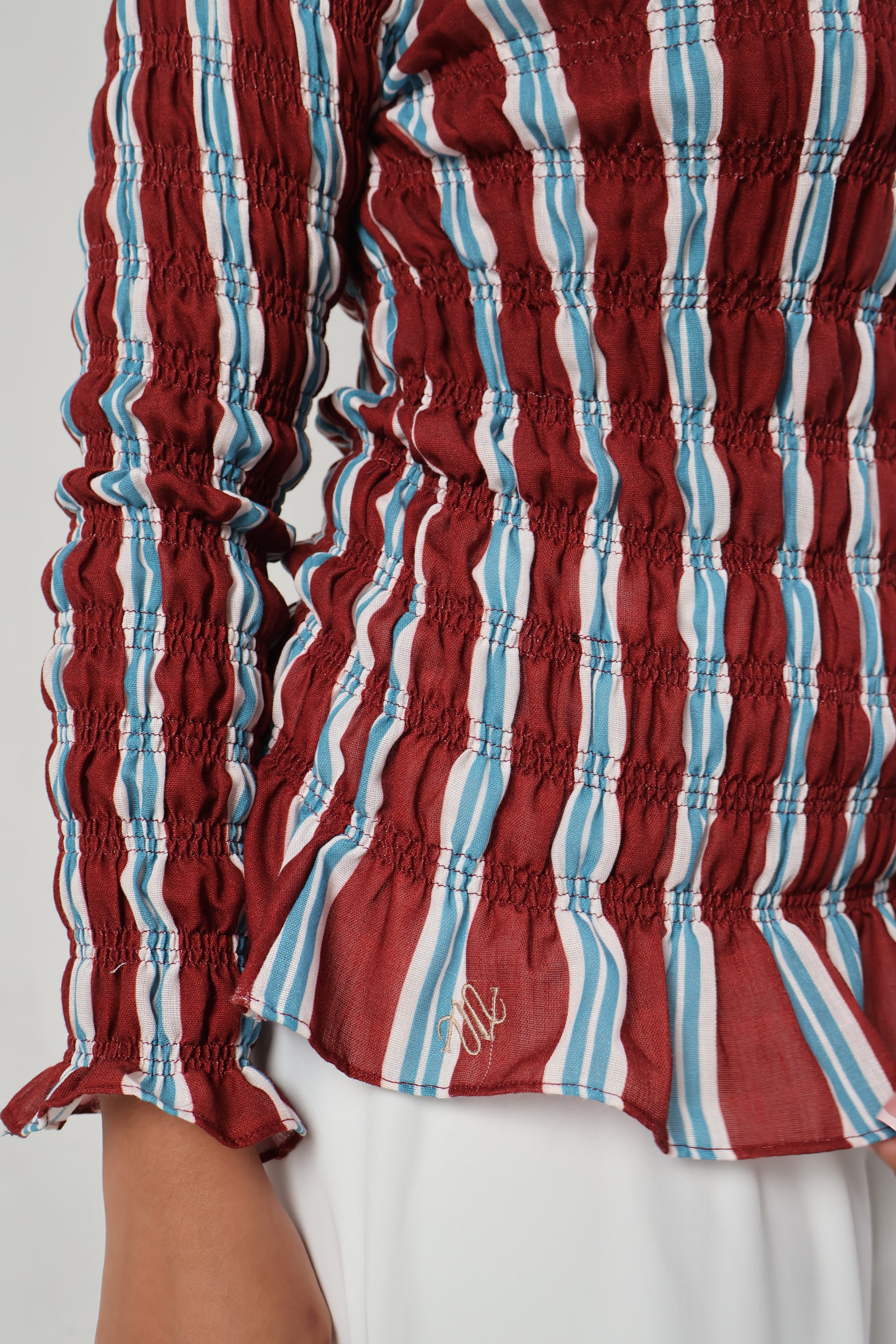 Tulip Linen Top in Burgundy
