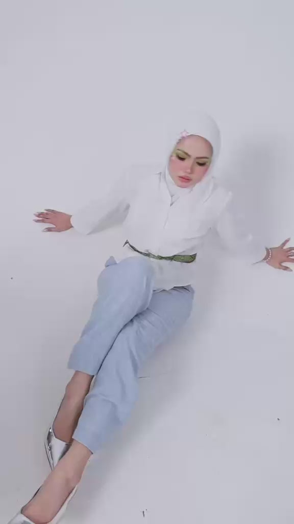 Lily Linen Pants in Blue